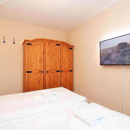 Appartementhaus Strandstrasse 32 24 Apartment Kuehlungsborn